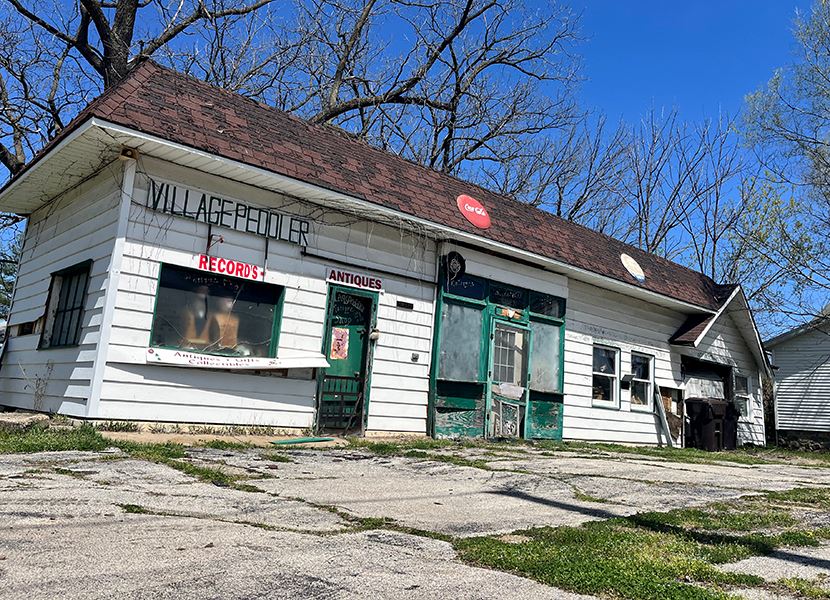 Former gas station in Edwardsburg to be demolished